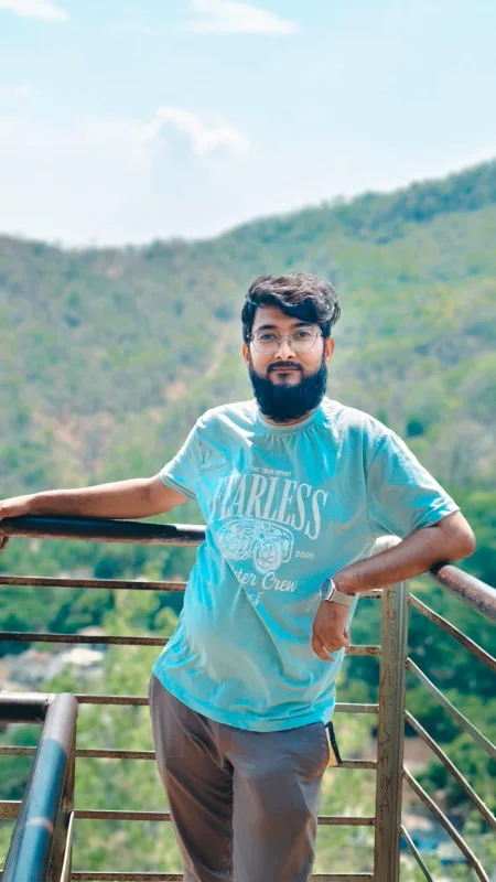 SALMAN RAZA travelling