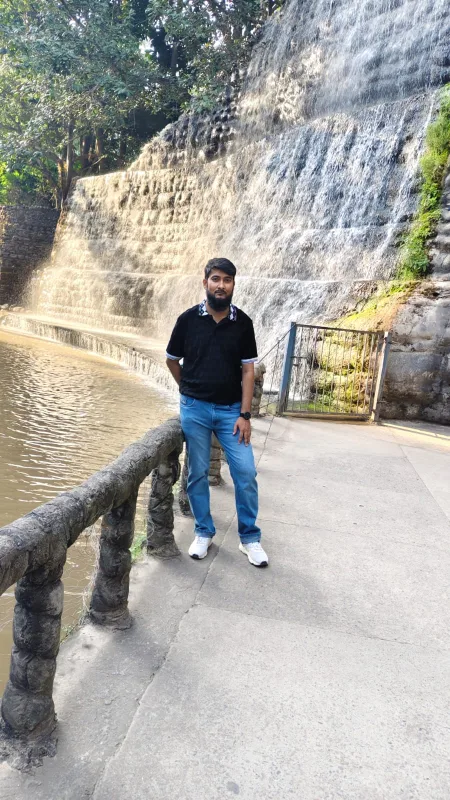 SALMAN RAZA travelling