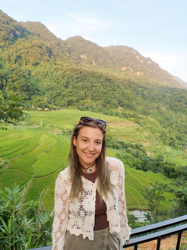 Ana Kustec travelling