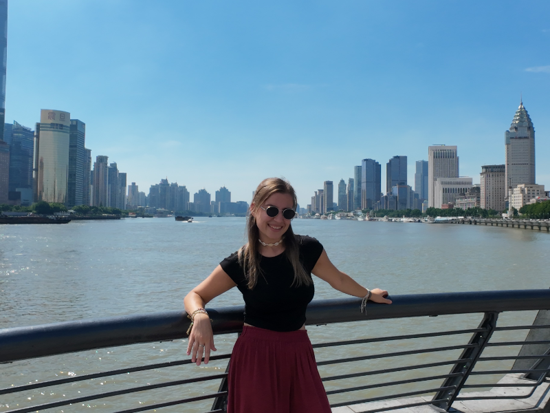 Ana Kustec travelling