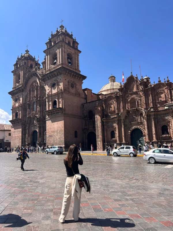 Inês travelling