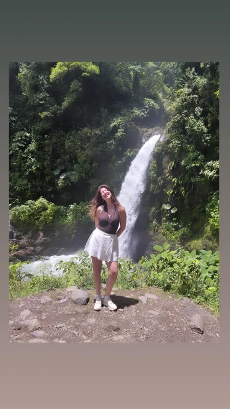 Inês travelling
