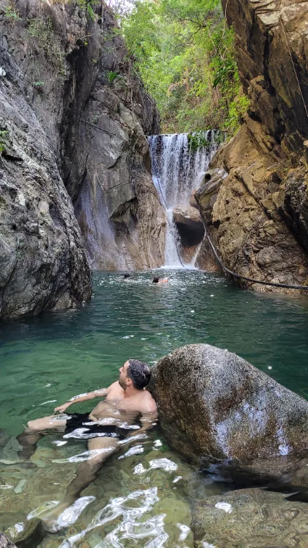 Jeremías Manes  travelling