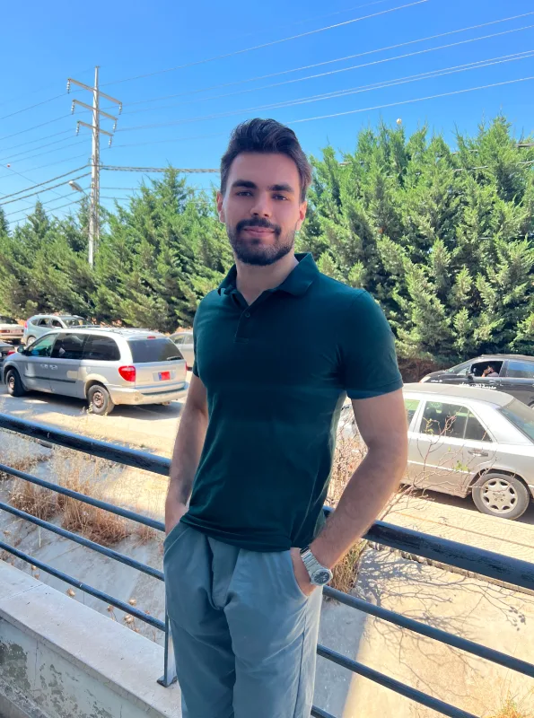 Jad Al tachem travelling
