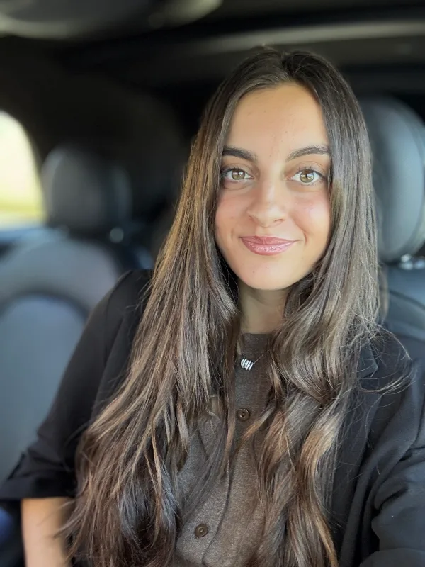Gina Nebot travelling