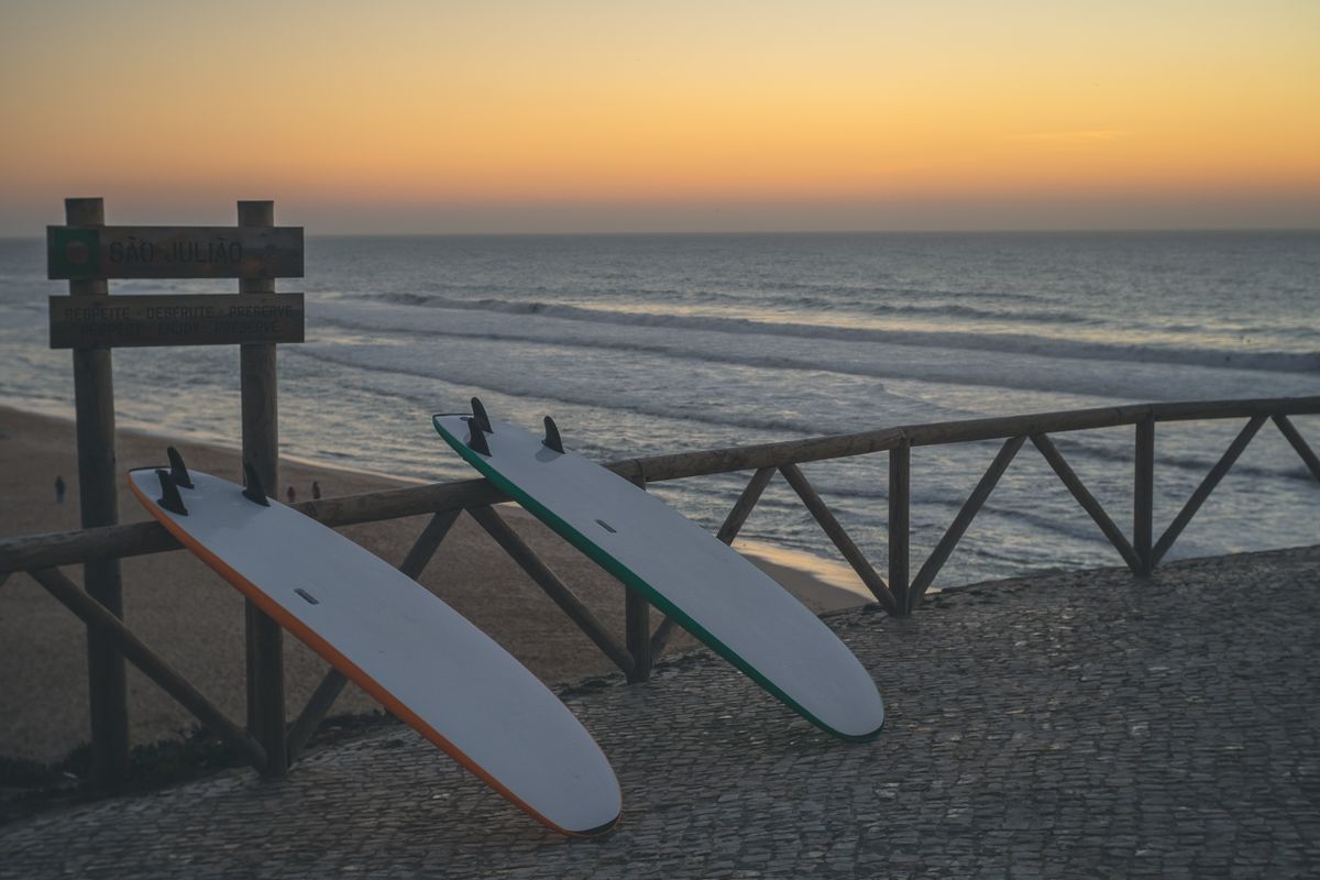 Surf guide & equipment