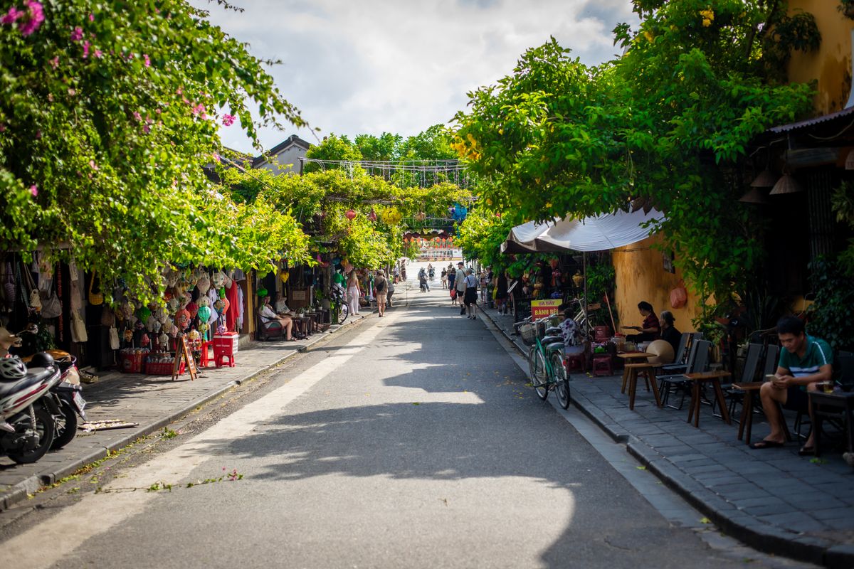 Reception & bike tours