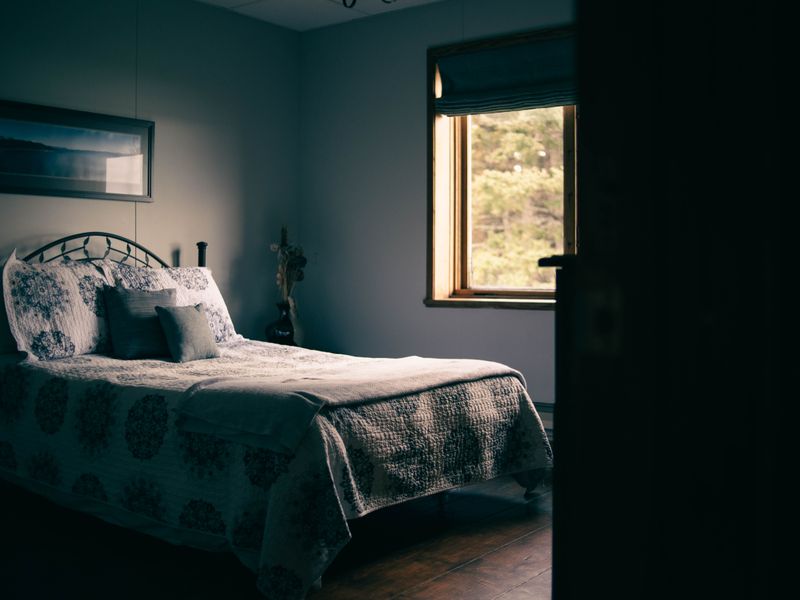 Where you sleep at Night host & pub crawls